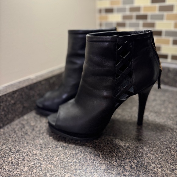 NINE WEST leather boots - Picture 2 of 6